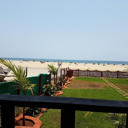 Klub Khavana- The Exclusive Beachfront Resort Vengurla Esterno foto