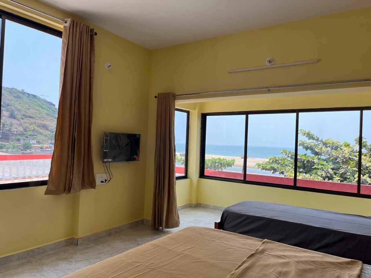 Klub Khavana- The Exclusive Beachfront Resort Vengurla Esterno foto